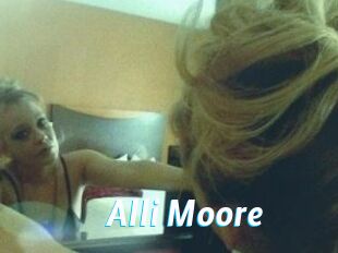 Alli_Moore