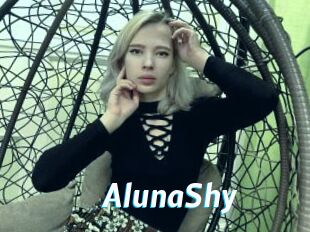 AlunaShy