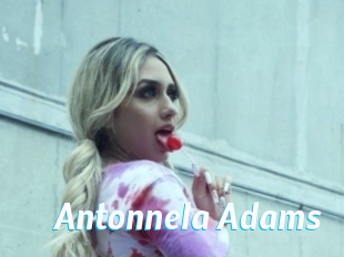 Antonnela_Adams