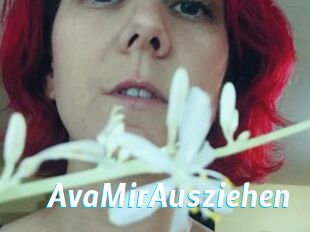 AvaMirAusziehen