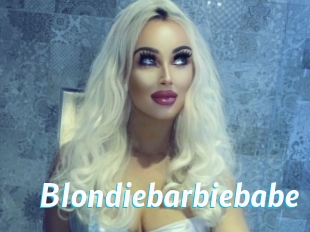 Blondiebarbiebabe