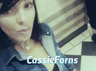 Cassie_Forns