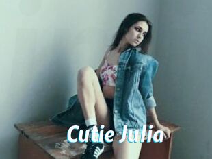 Cutie_Julia