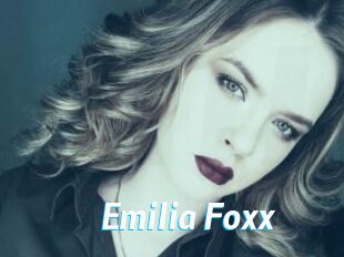 Emilia_Foxx