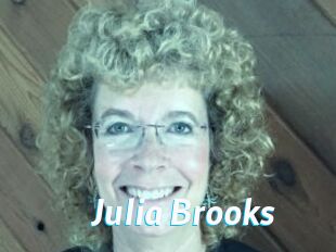 Julia_Brooks
