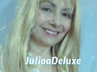 JuliaaDeluxe