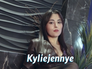 kyliejennye J Mine