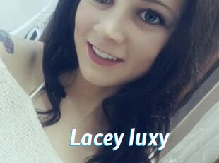 Lacey_luxy