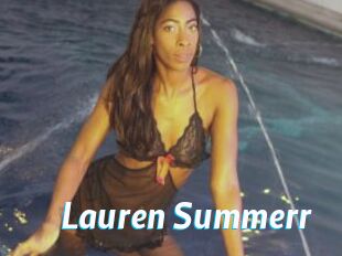 Lauren_Summerr