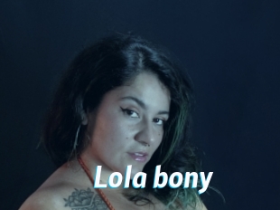 Lola_bony
