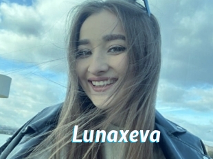 Lunaxeva