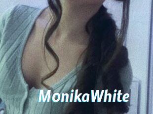 M0nikaWhite