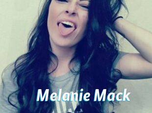 Melanie_Mack