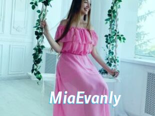 MiaEvanly