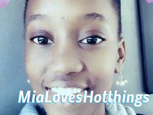 MiaLovesHotthings
