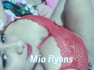 Mia_Ryans