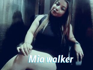 Mia_walker