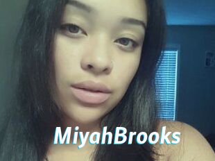 Miyah_Brooks