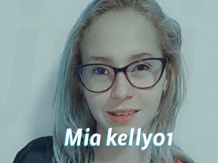 Mia_kelly01