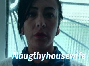 Naugthy_housewife
