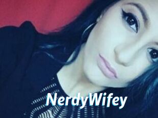 NerdyWifey