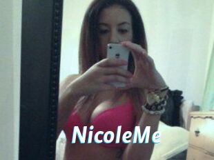 NicoleMe