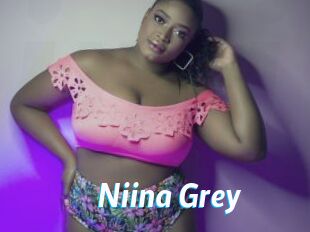 Niina_Grey