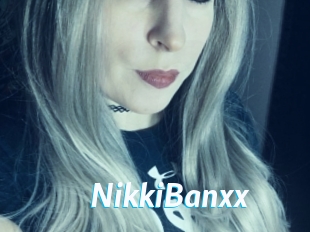 NikkiBanxx