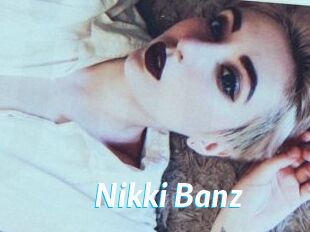 Nikki_Banz