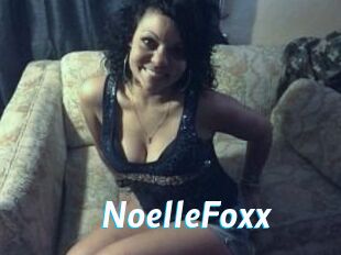 Noelle_Foxx