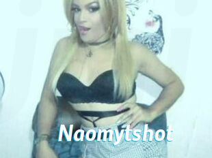 Naomytshot