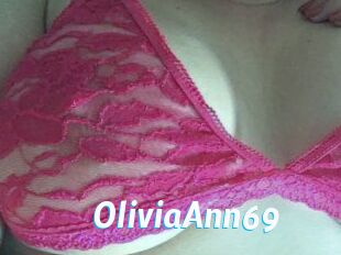 Olivia_Ann_69