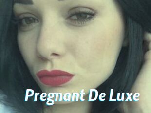 Pregnant_De_Luxe