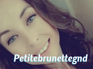 Petitebrunettegnd