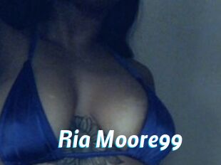 Ria_Moore99