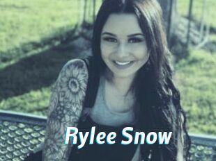 Rylee_Snow