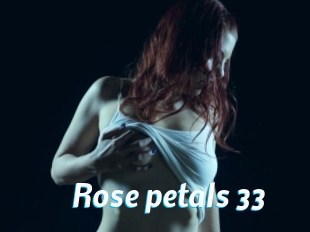 Rose_petals_33