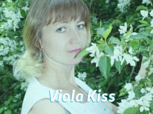 Viola_Kiss_